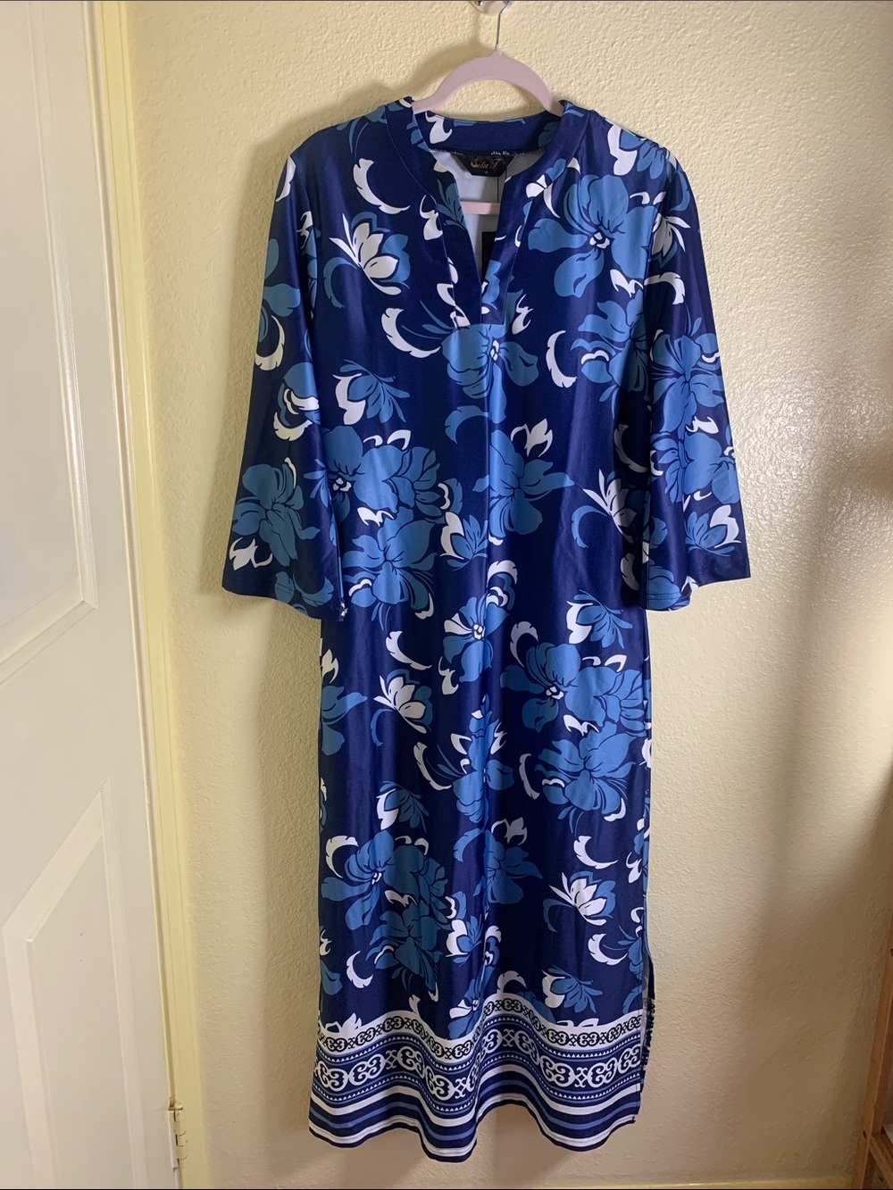 NWT SETA T Navy Blue Floral Maxi Dress, Size M